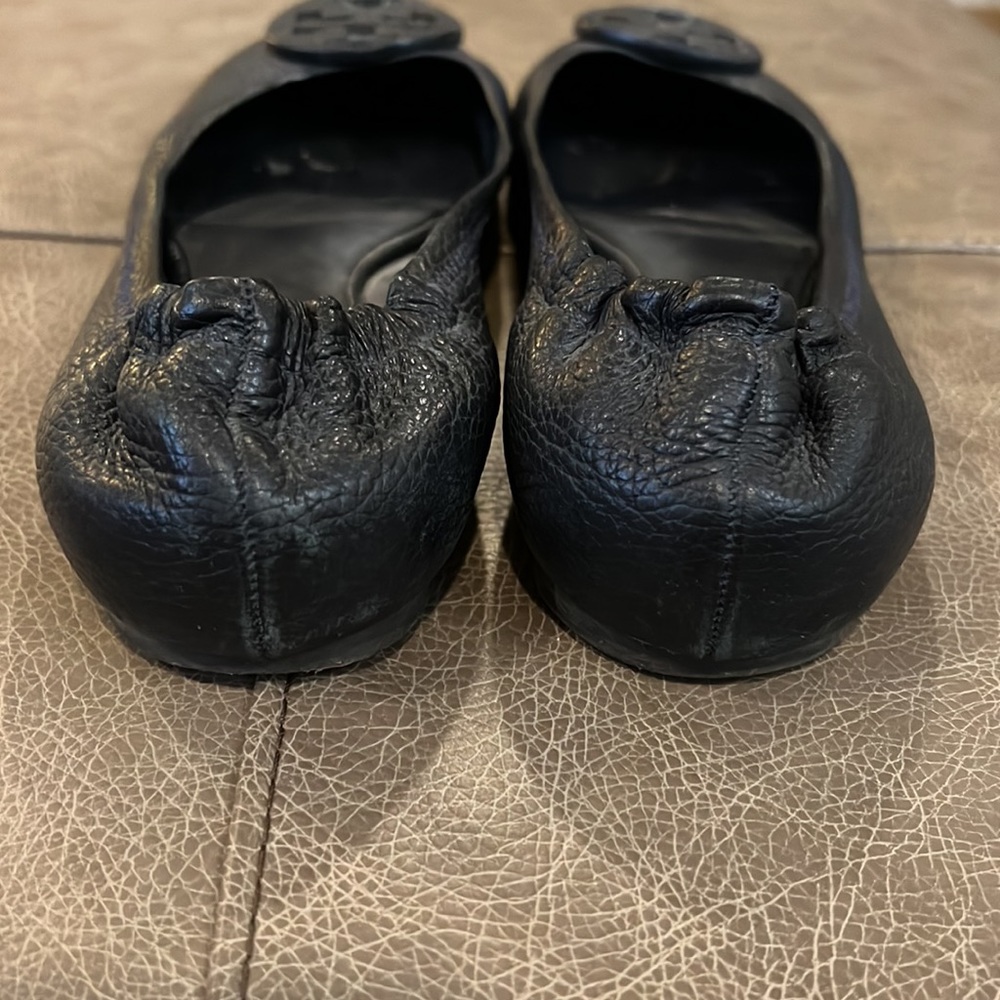 Tory Burch Navy Reva Flats - Picture 2 of 6